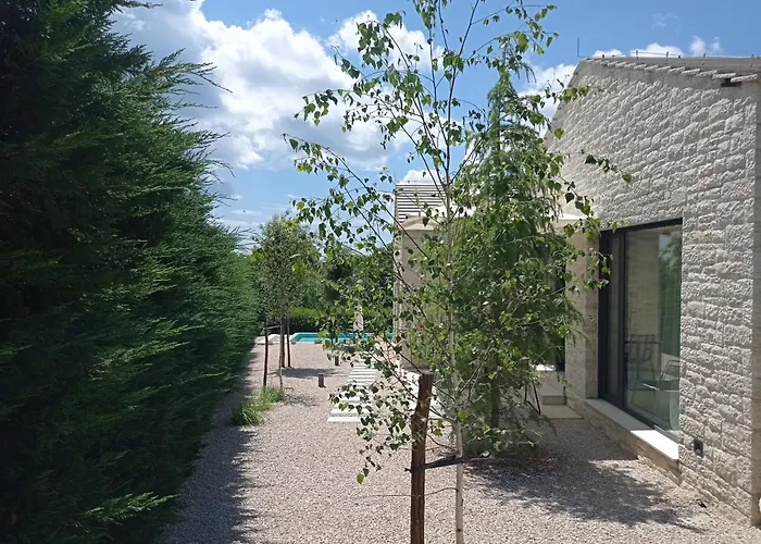 Terra Histria - Boutique Stone House