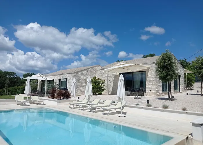 Terra Histria - Boutique Stone House